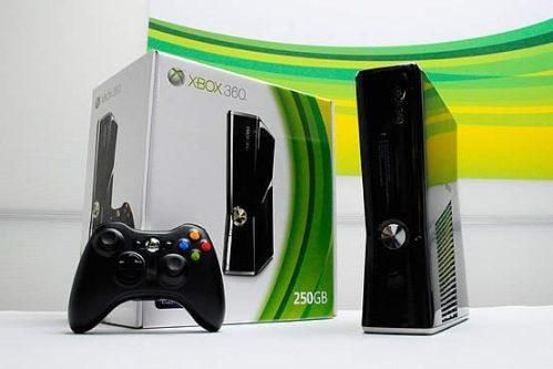 XBOX 360 250GB + JOGO+VOLANTE